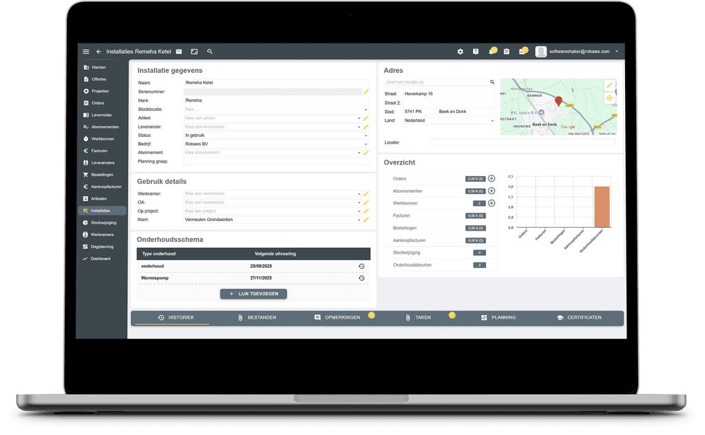 Software voor service en onderhoud op een laptopscherm